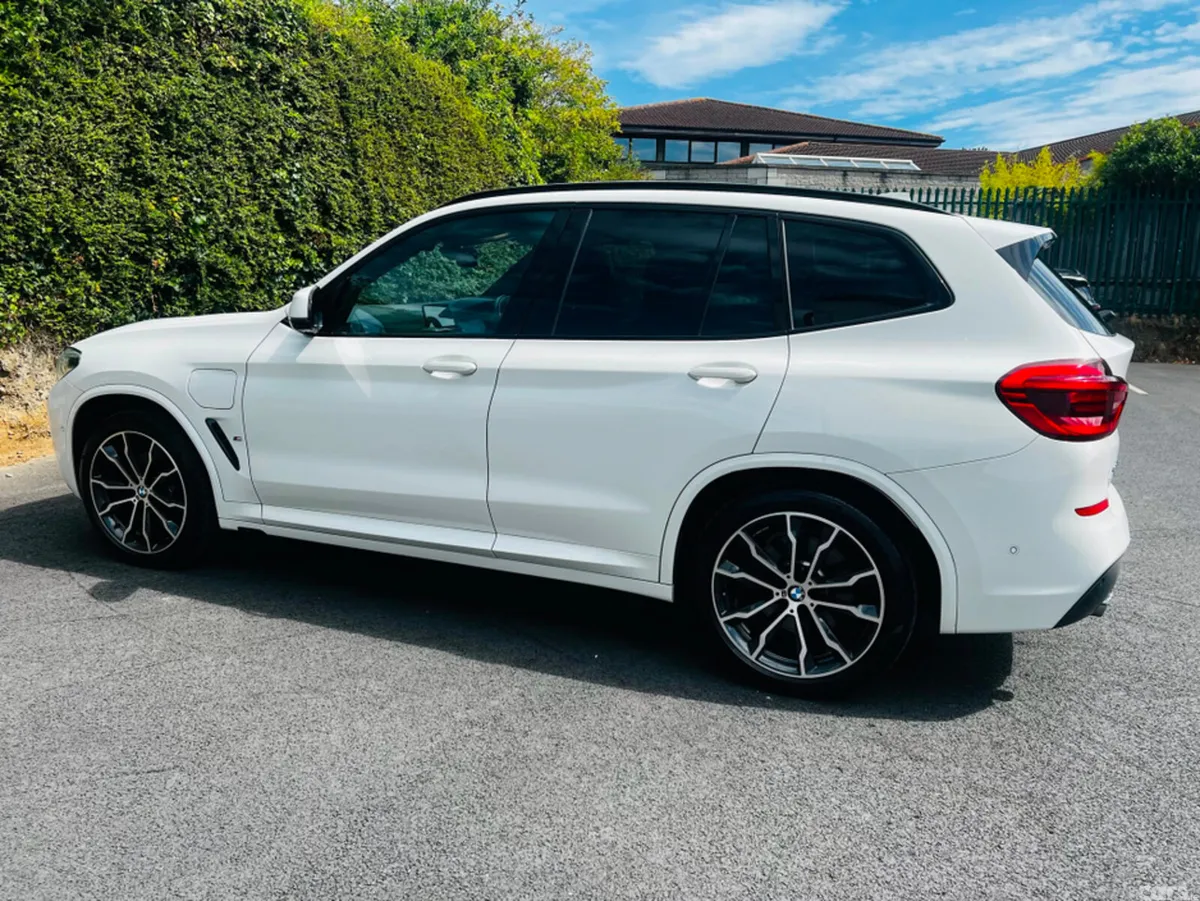 BMW X3 SUV, Petrol Plug-in Hybrid, 2021, White