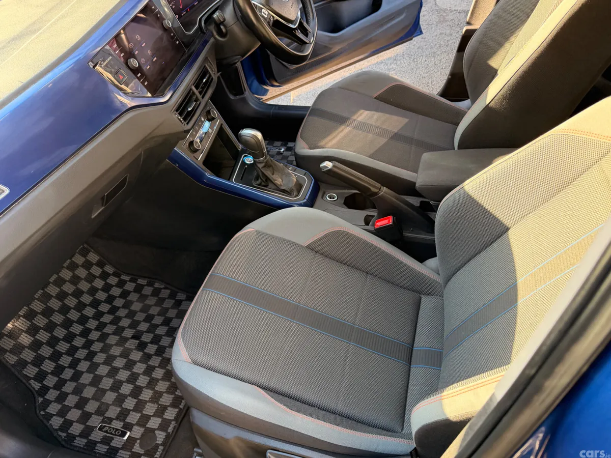 Volkswagen Polo Estate, Petrol, 2019, Red