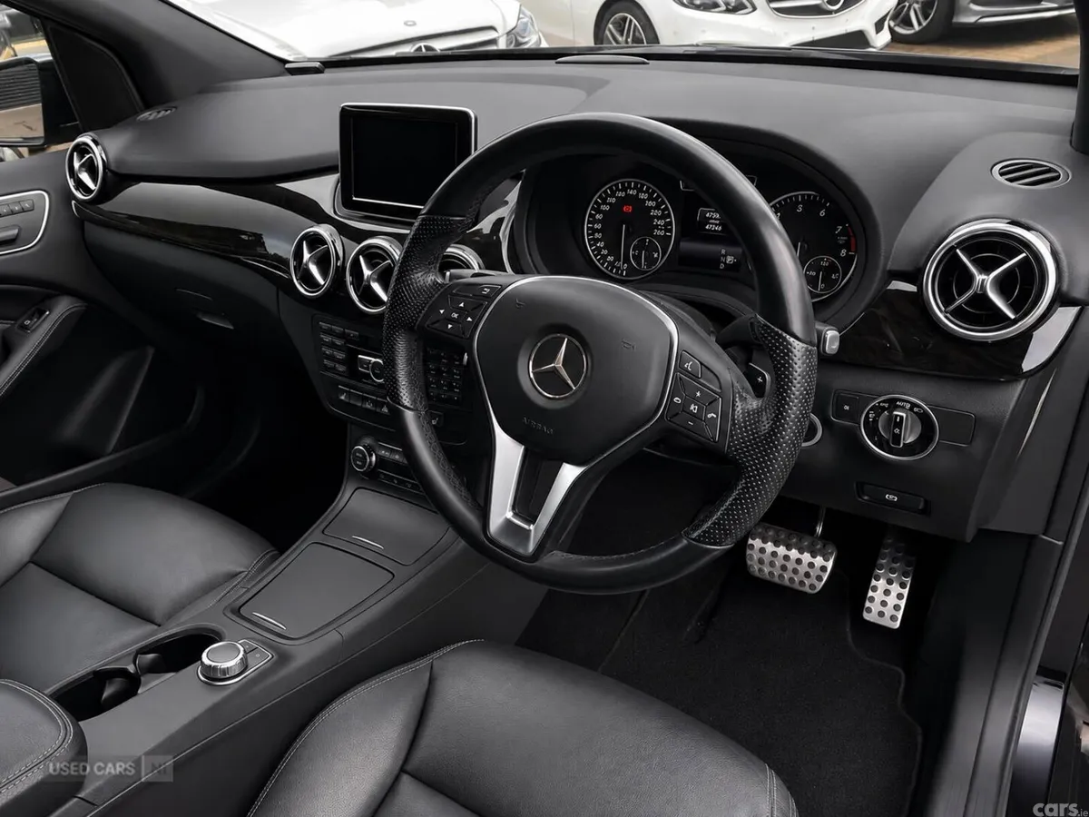 Mercedes-Benz B-Class , Petrol, 2014, Black