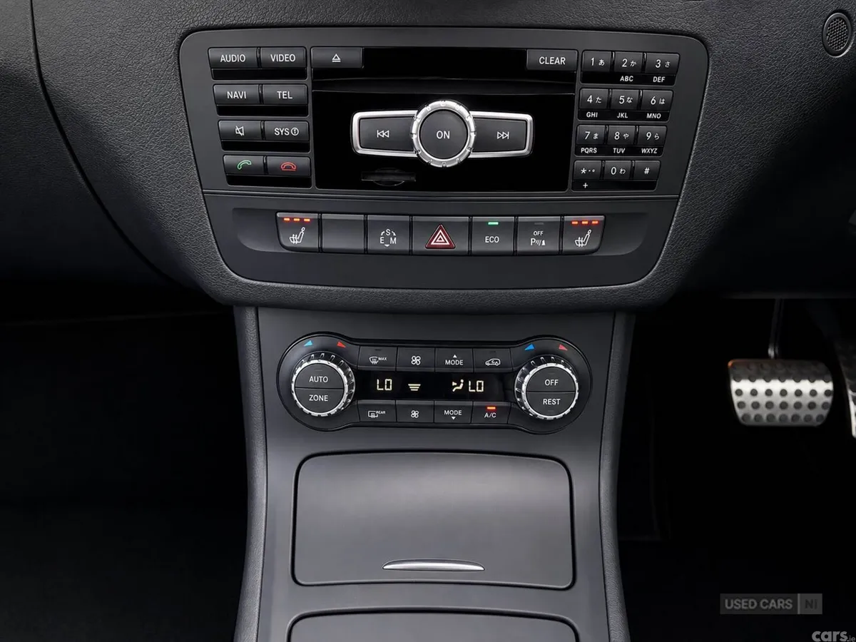 Mercedes-Benz B-Class , Petrol, 2014, Black