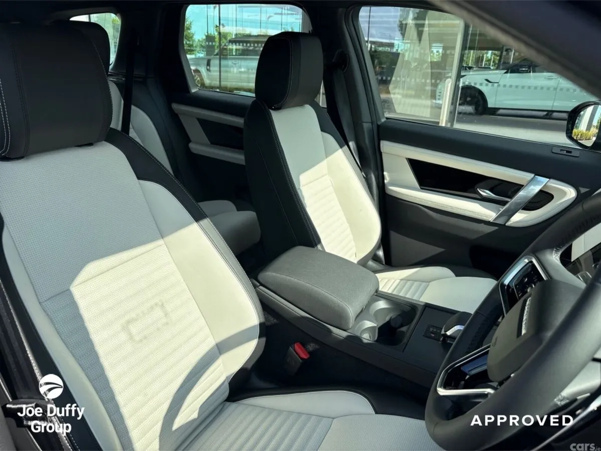 Land Rover Discovery Sport SUV, Petrol Plug-in Hybrid, 2026, Blue