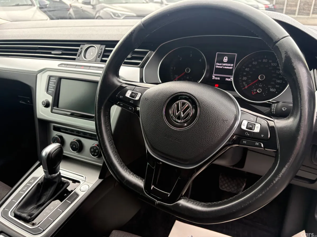 Volkswagen Passat Saloon, Diesel, 2017, Black