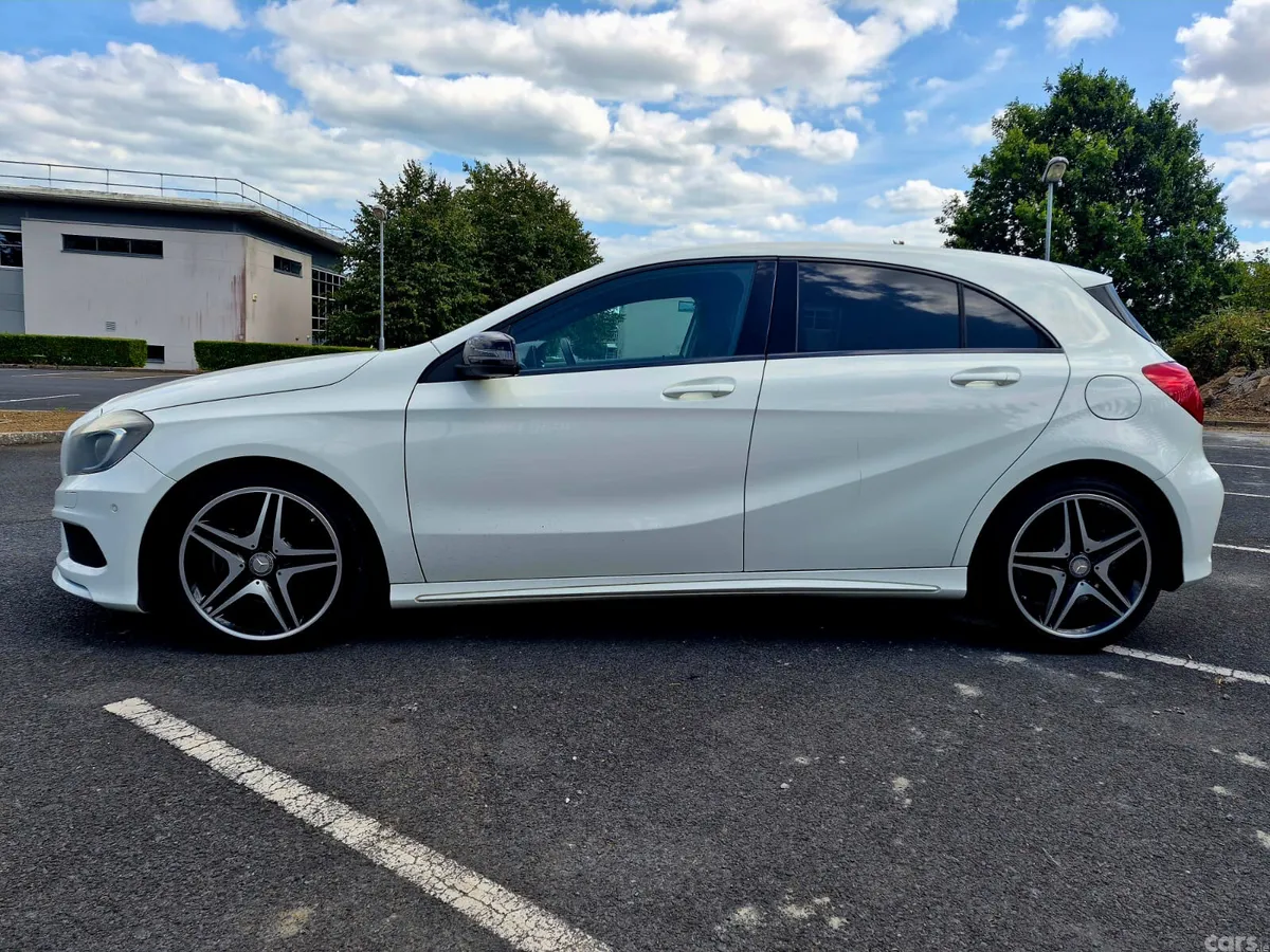 Mercedes-Benz A-Class Hatchback, Petrol, 2014, White