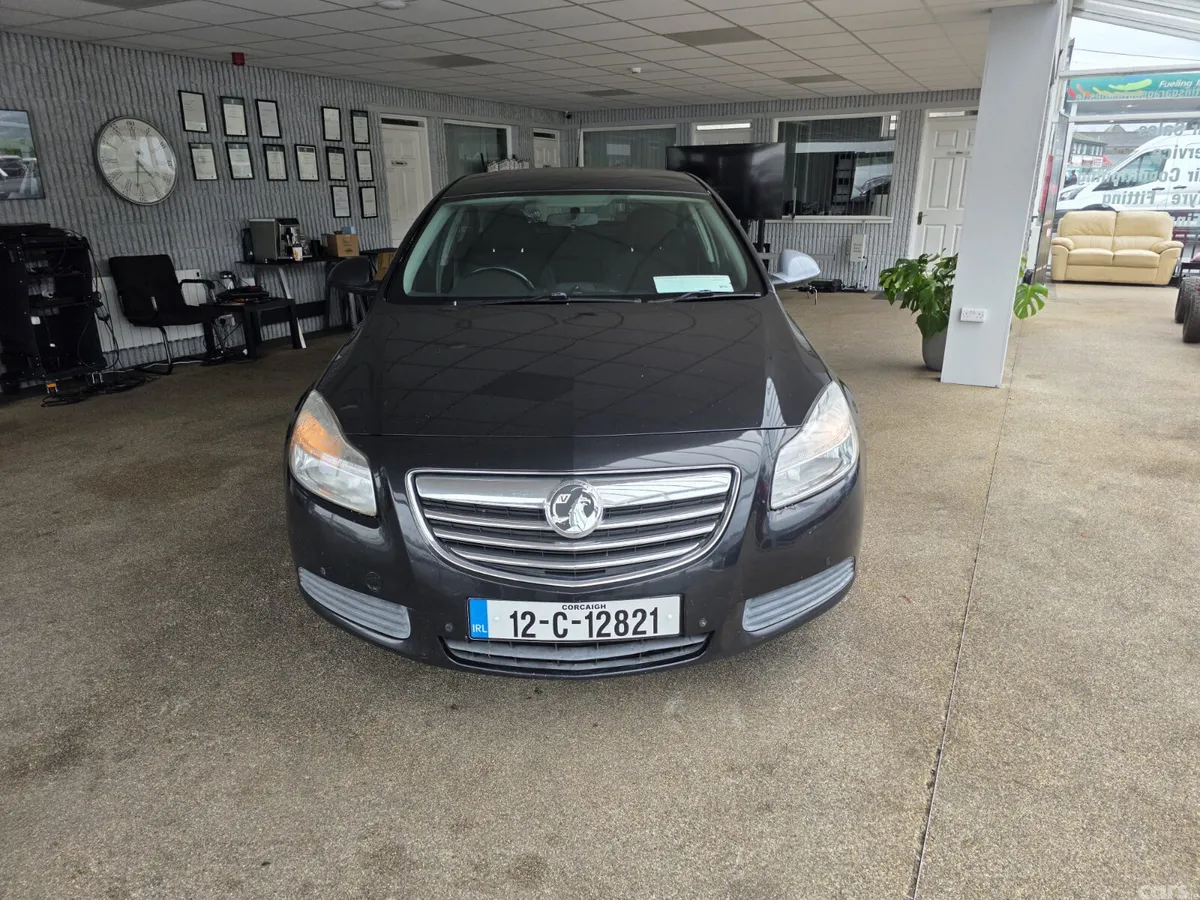 Vauxhall Insignia Hatchback, Diesel, 2012, Black