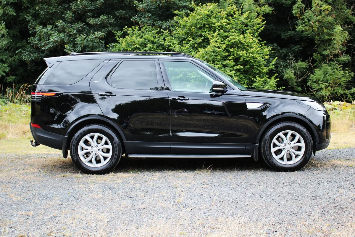 Land Rover Discovery SUV, Diesel, 2020, Black