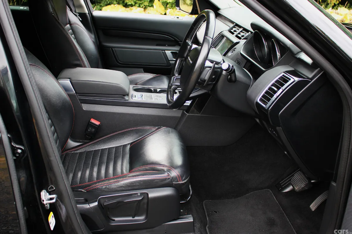 Land Rover Discovery SUV, Diesel, 2020, Black