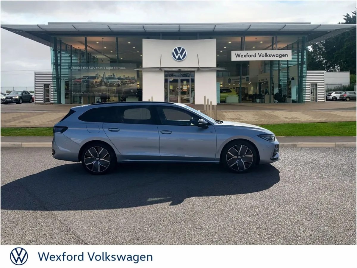 Volkswagen Passat Estate, Diesel, 2026, Grey