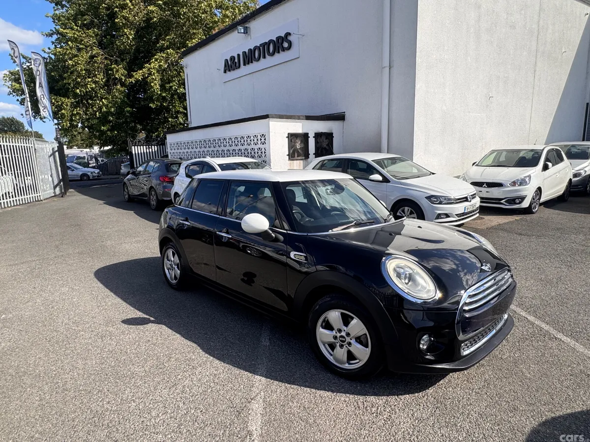 Mini Cooper Hatchback, Diesel, 2017, Black