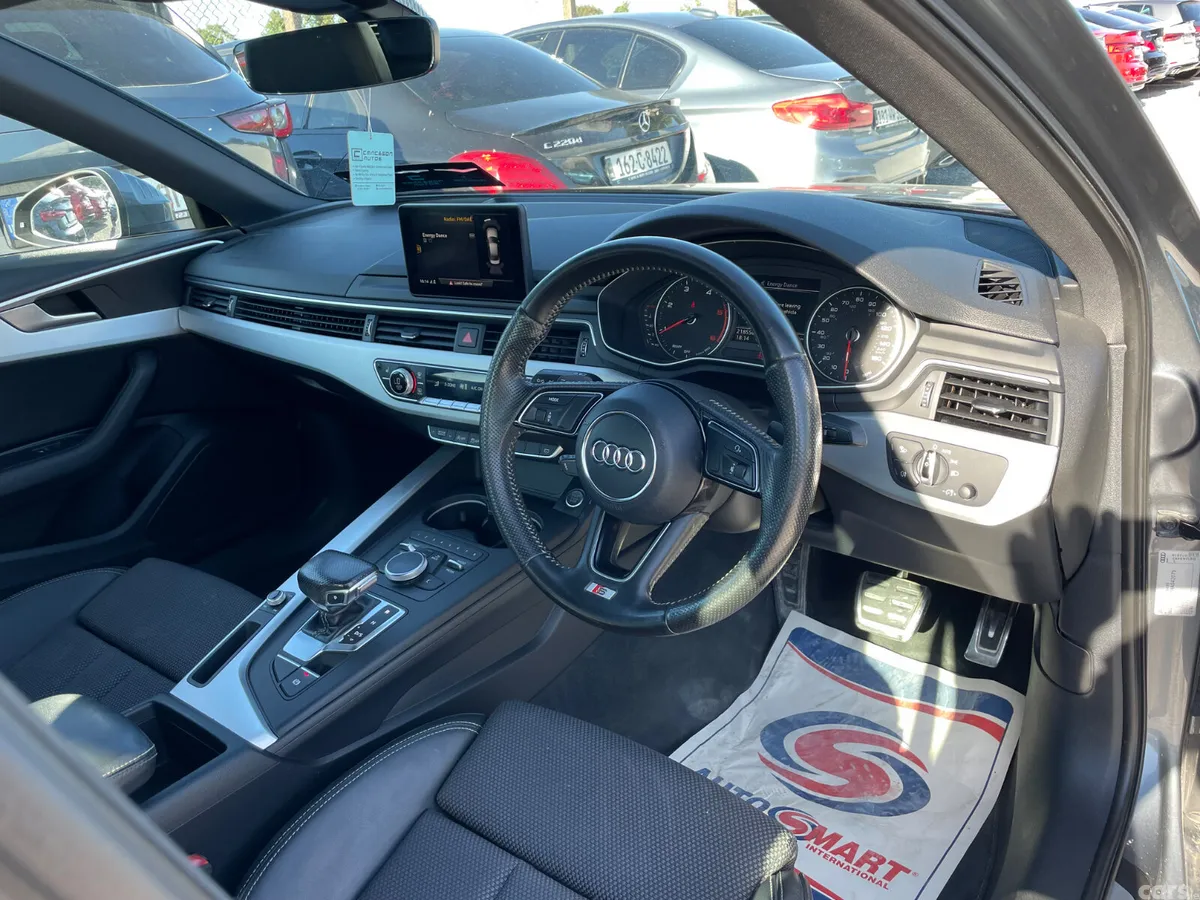 Audi A4 Saloon, Diesel, 2016, Grey