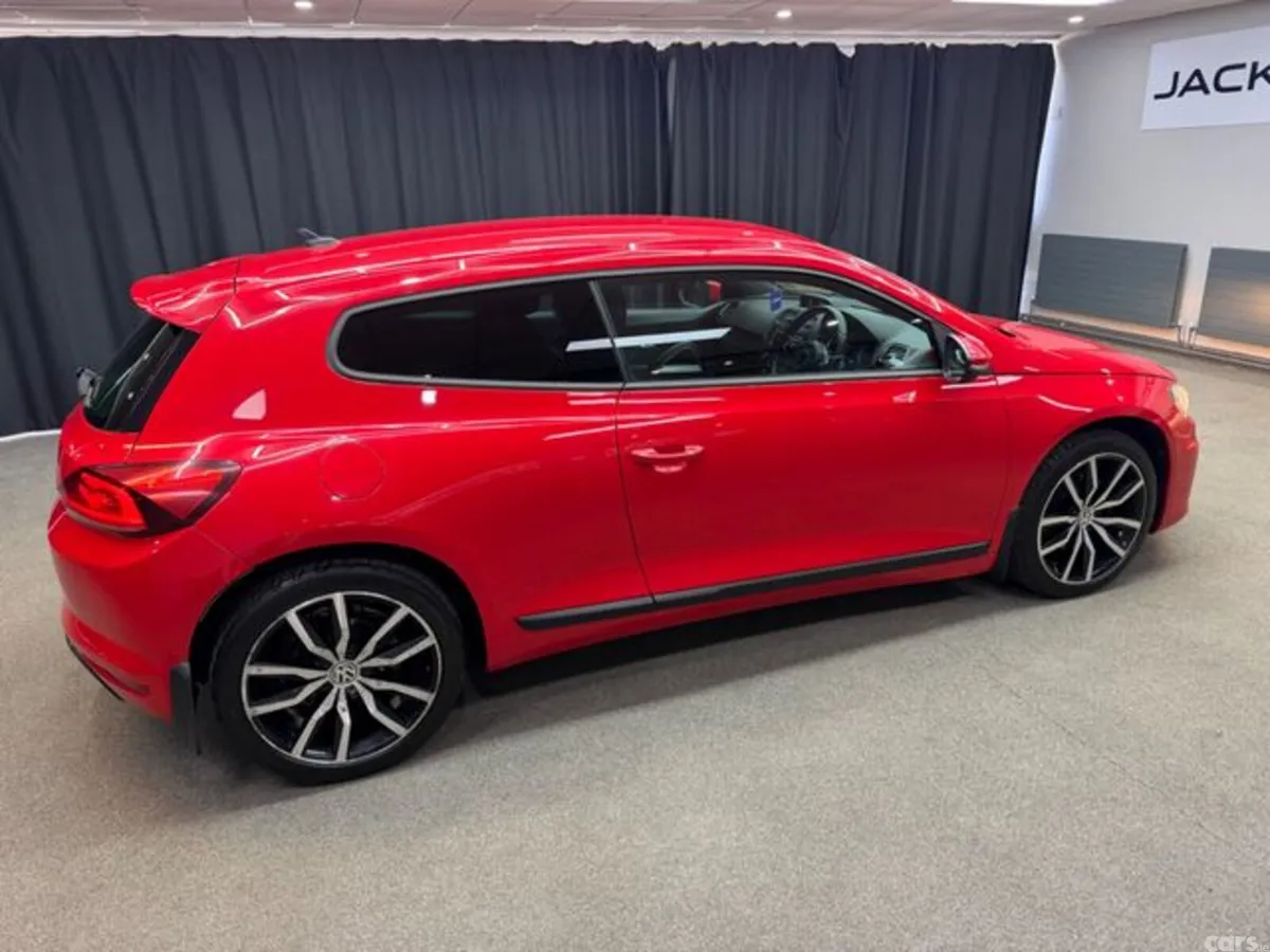 Volkswagen Scirocco Coupe, Diesel, 2017, Red