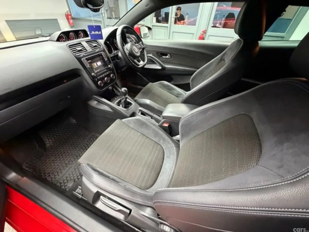 Volkswagen Scirocco Coupe, Diesel, 2017, Red