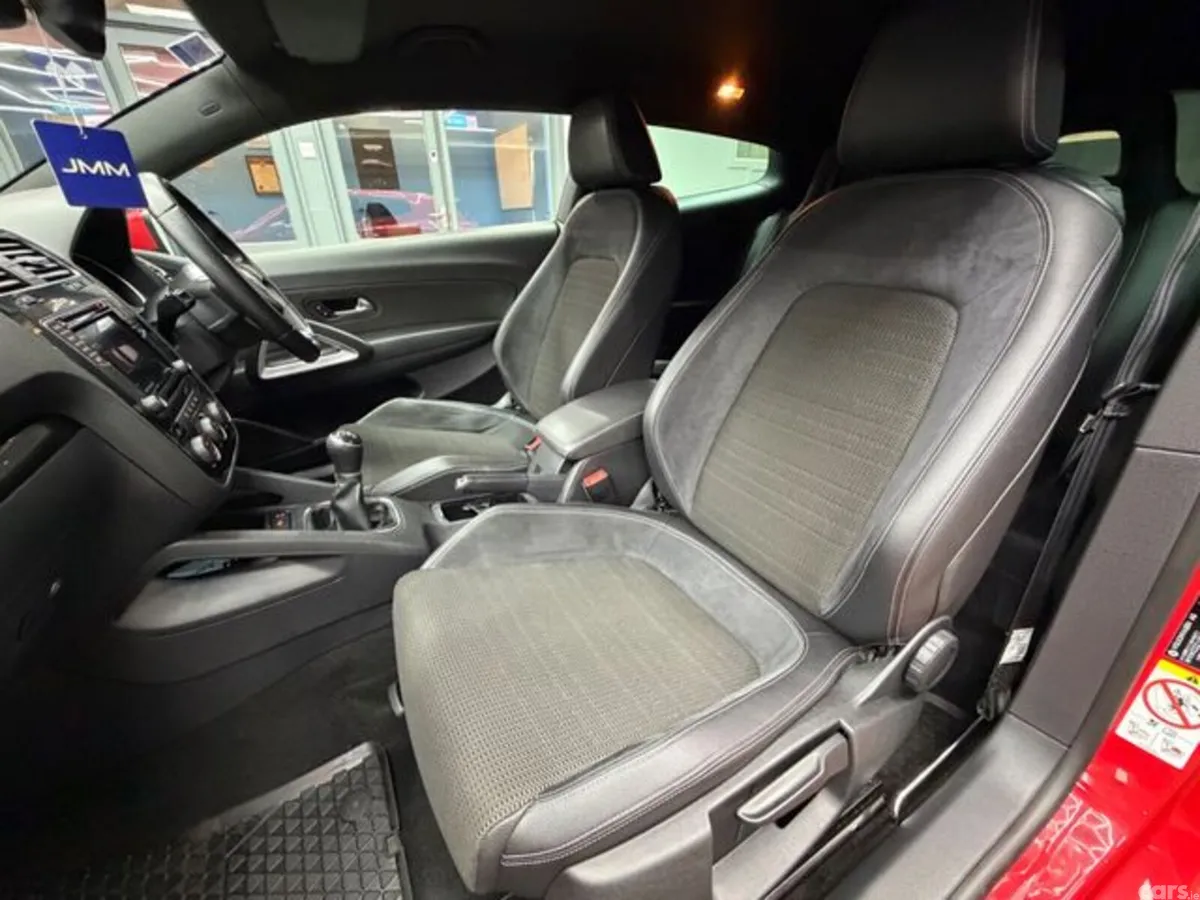 Volkswagen Scirocco Coupe, Diesel, 2017, Red