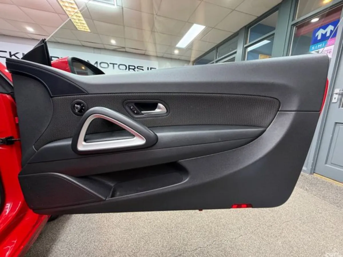Volkswagen Scirocco Coupe, Diesel, 2017, Red