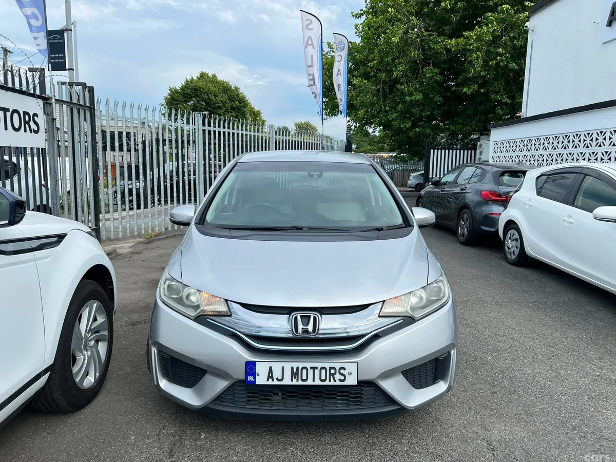 Honda Fit Hatchback, Petrol Hybrid, 2014, Silver