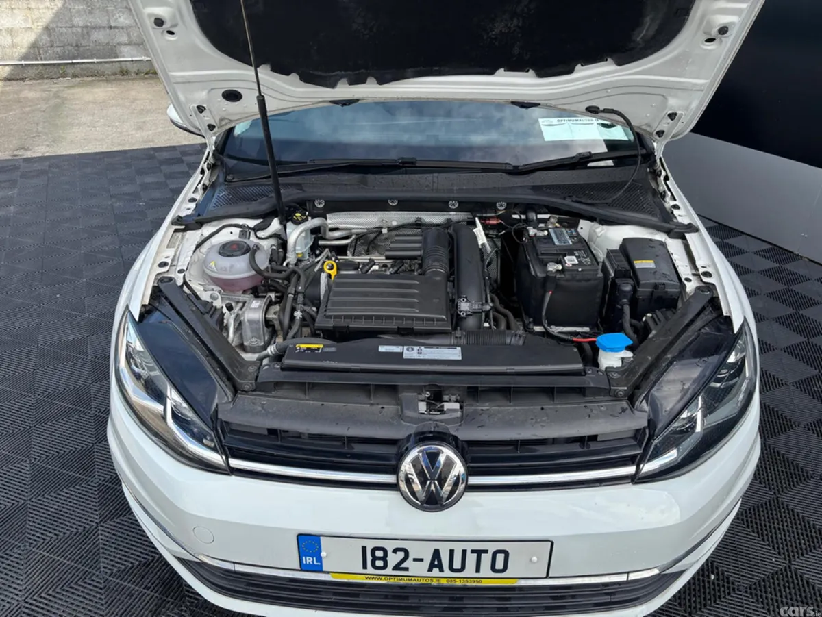 Volkswagen Golf Hatchback, Petrol, 2018, White