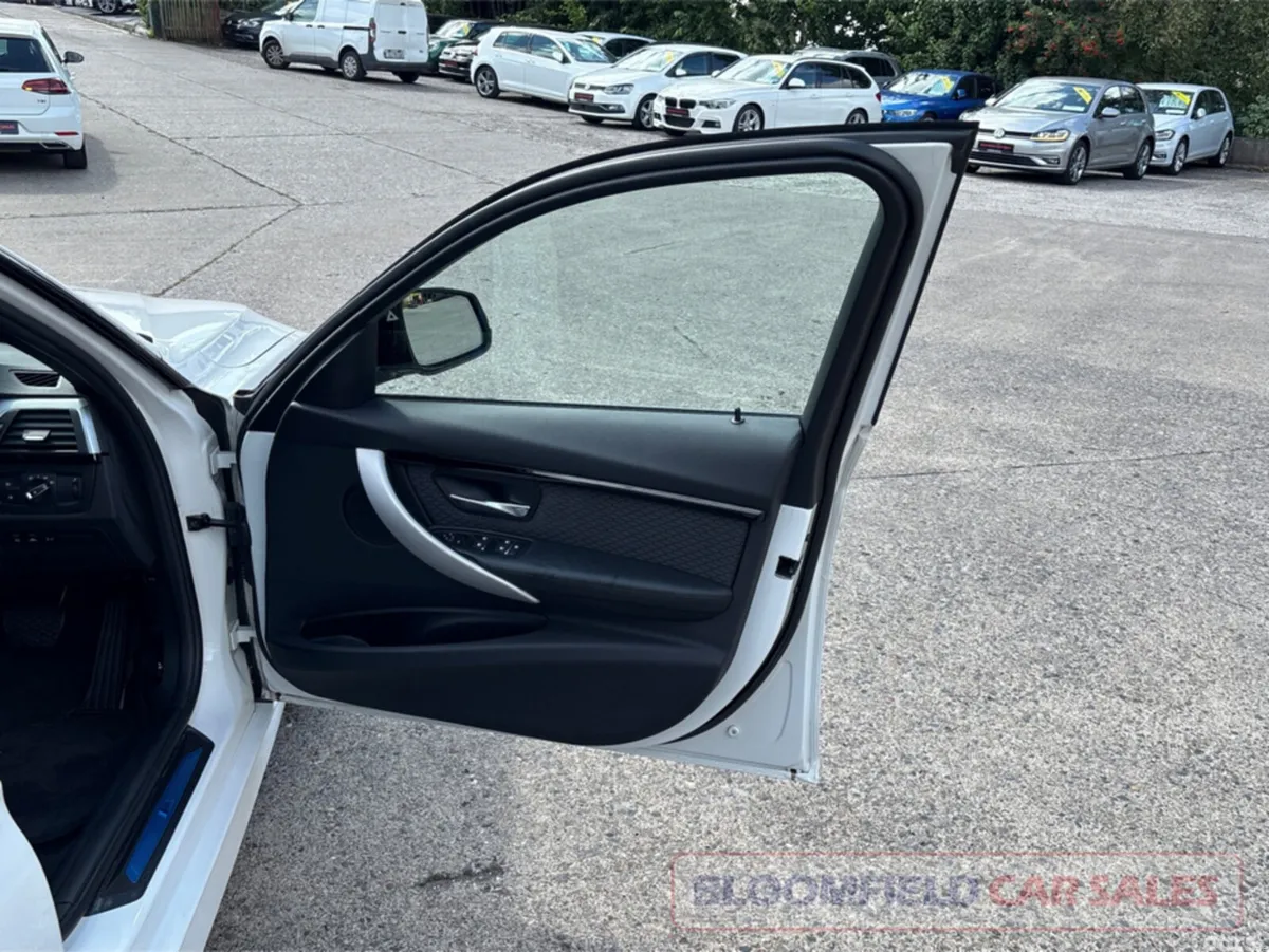 BMW 3-Series Saloon, Diesel, 2017, White