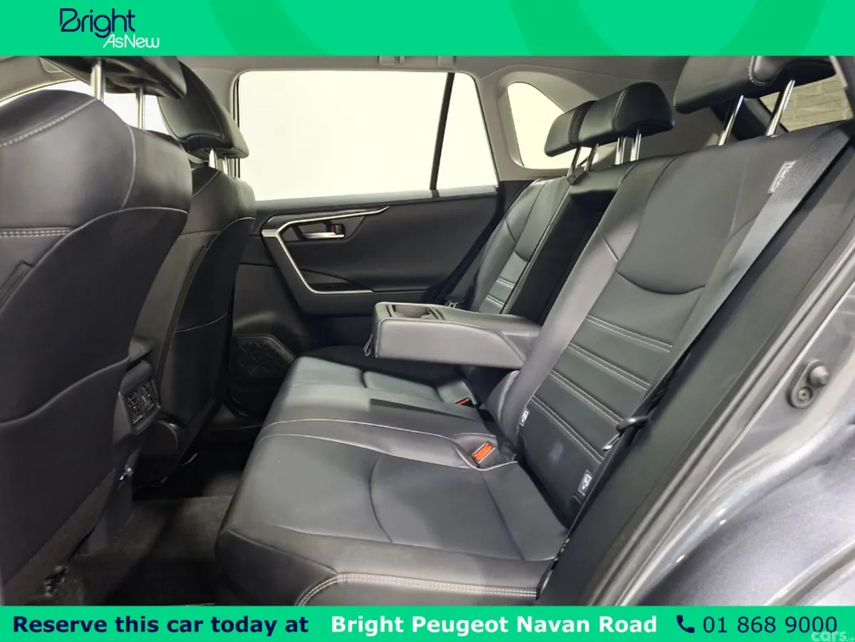 Toyota RAV4 SUV, Petrol Hybrid, 2024, Grey