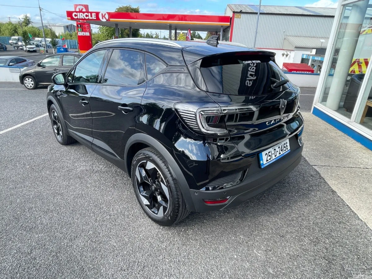 Renault Captur Hatchback, Petrol, 2025, Black