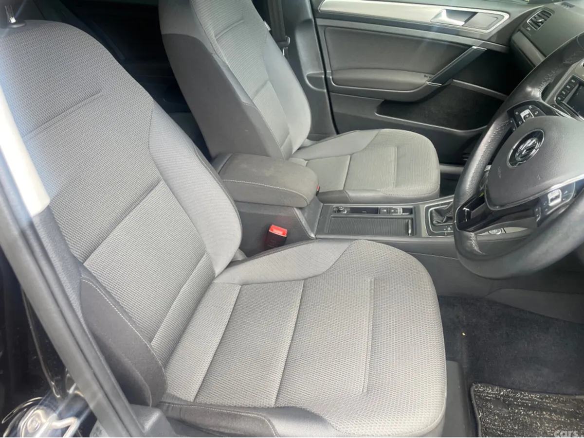 Volkswagen Golf Hatchback, Petrol, 2017, Black