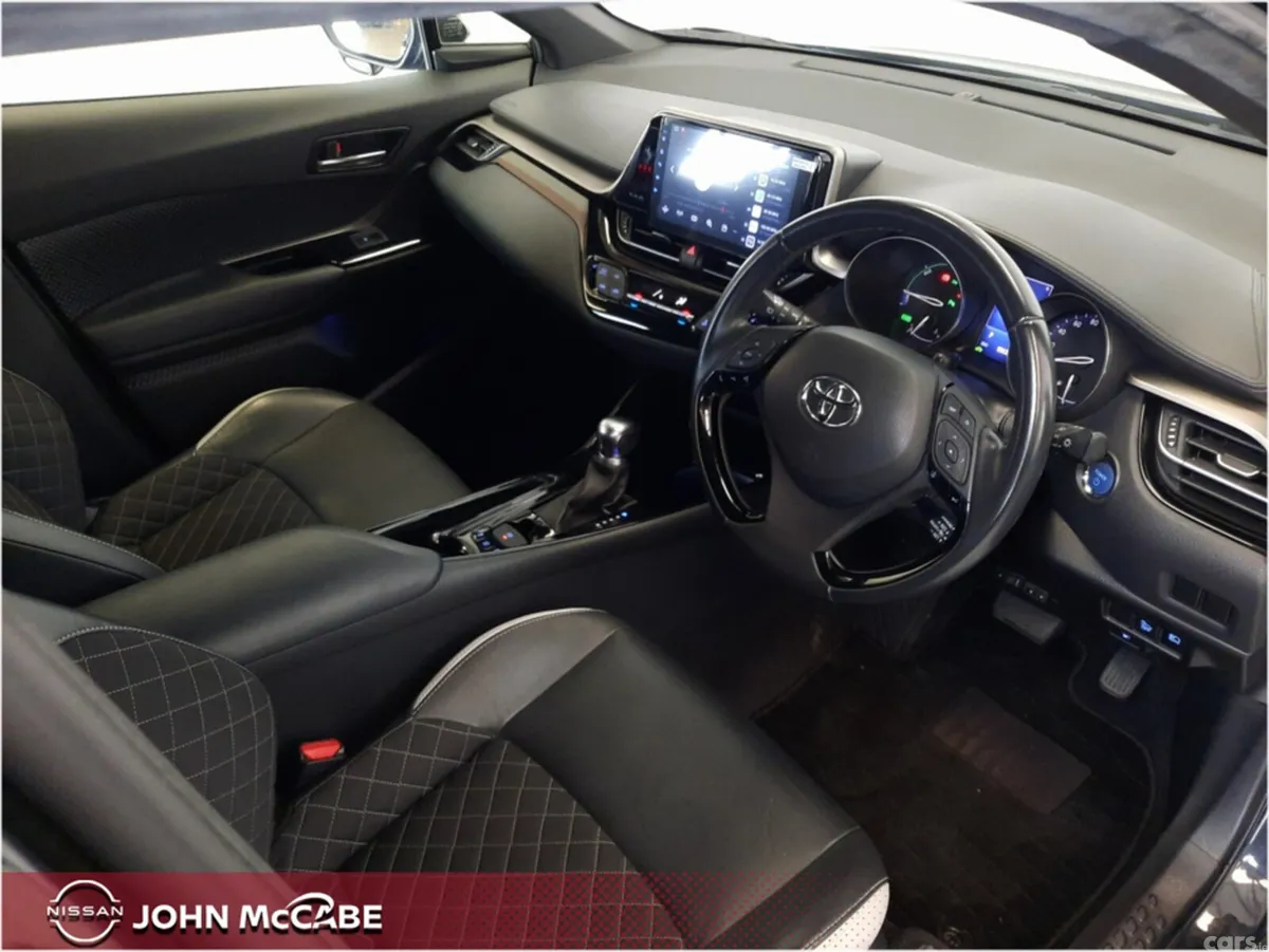 Toyota C-HR MPV, Petrol Hybrid, 2019, Black