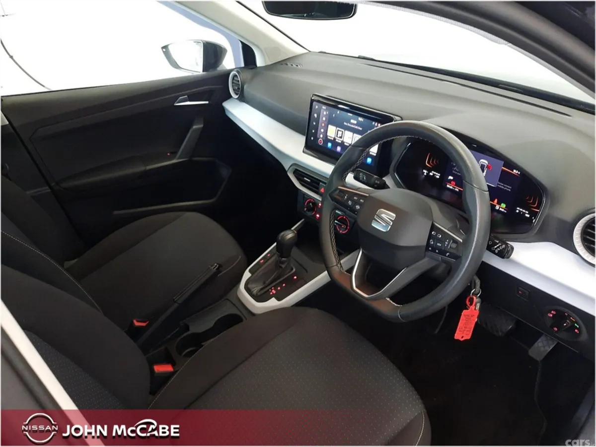 SEAT Arona Hatchback, Petrol, 2024, Grey
