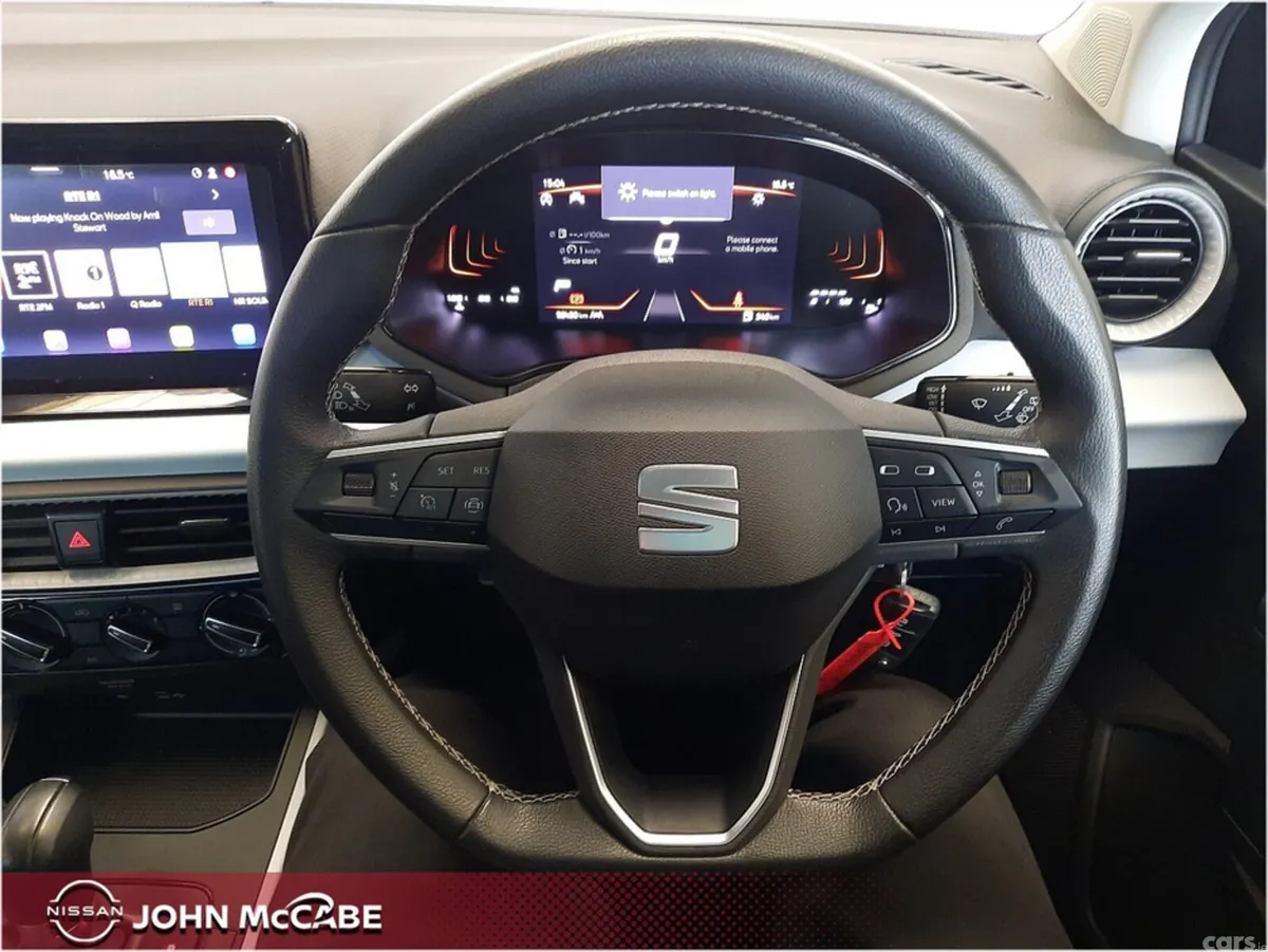 SEAT Arona Hatchback, Petrol, 2024, Grey