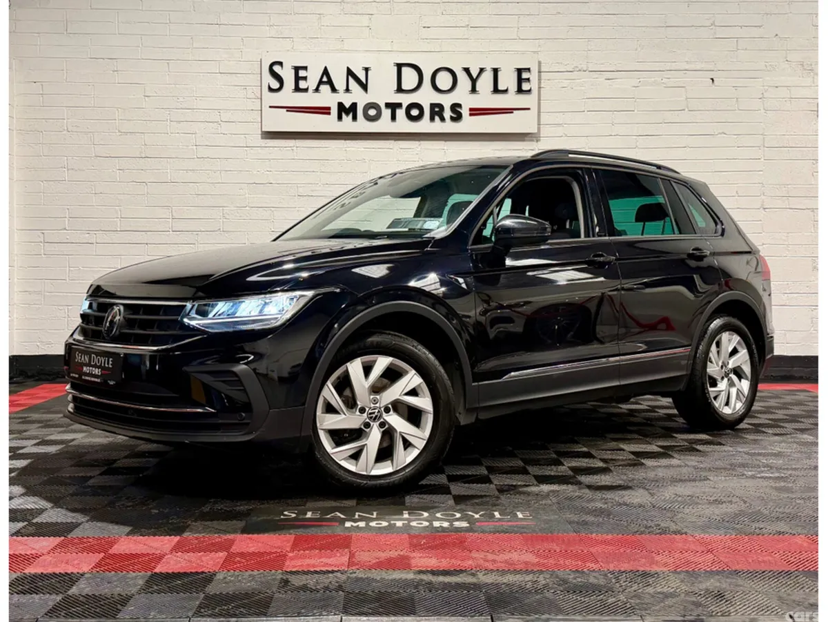 Volkswagen Tiguan SUV, Diesel, 2023, Black