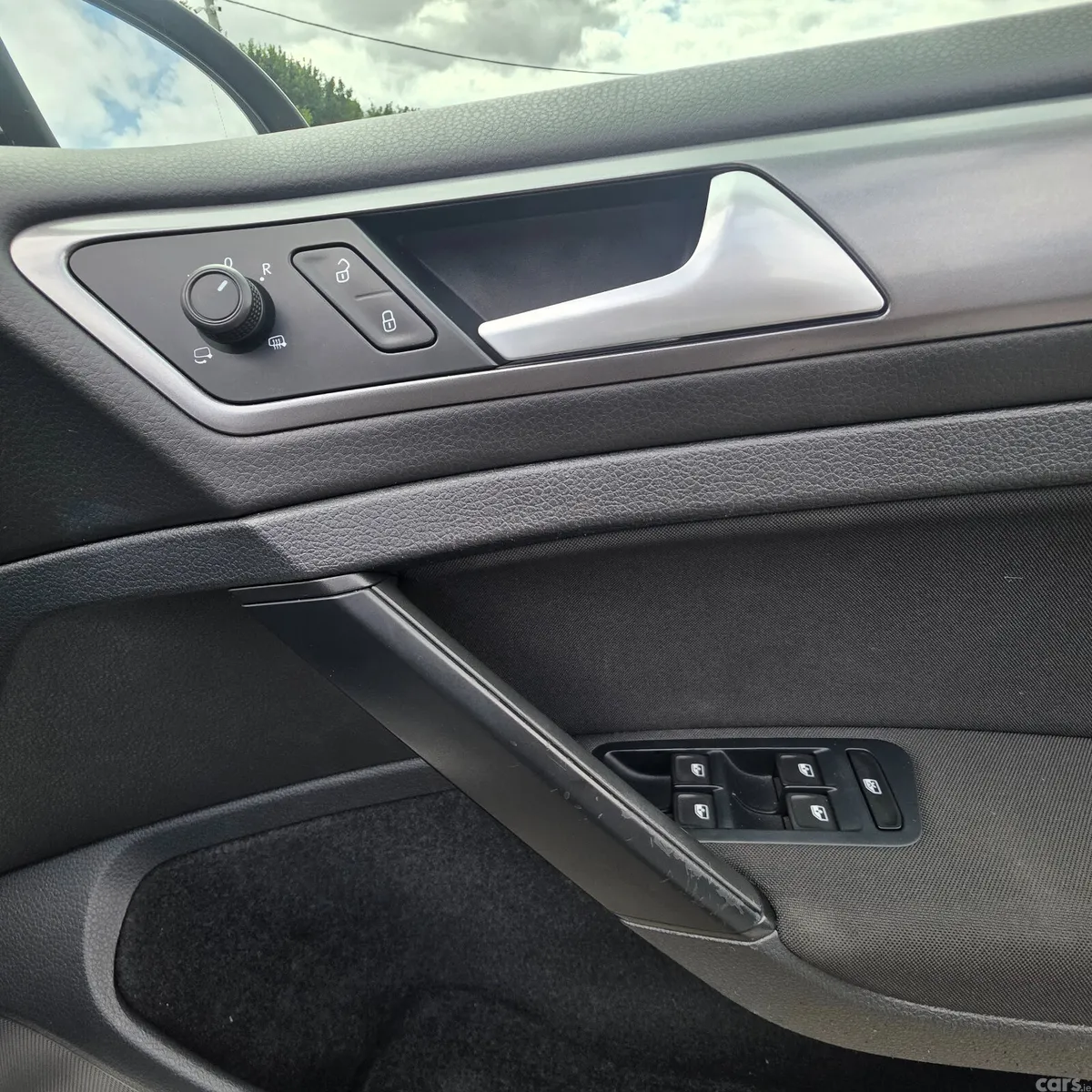 Volkswagen Golf Hatchback, Petrol, 2016, Silver