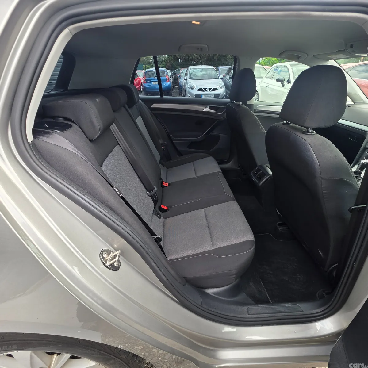 Volkswagen Golf Hatchback, Petrol, 2016, Silver