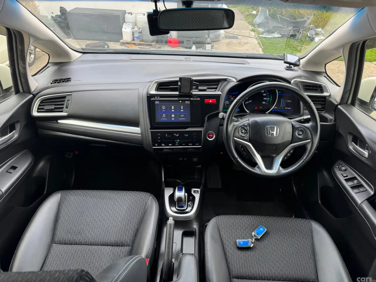 Honda Fit Hatchback, Petrol Hybrid, 2014, White