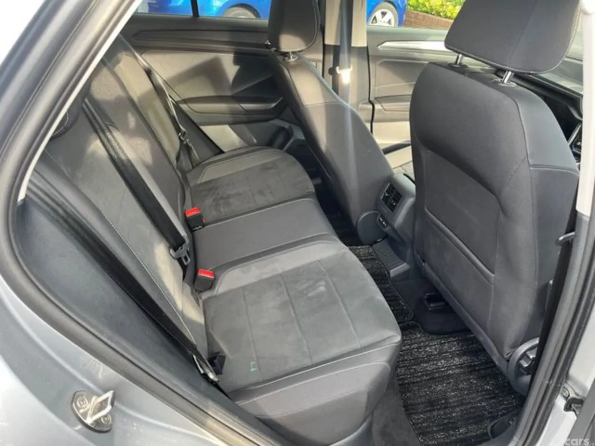 Volkswagen T-Roc SUV, Diesel, 2023, Grey