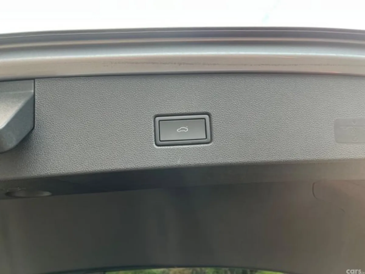 Volkswagen T-Roc SUV, Diesel, 2023, Grey