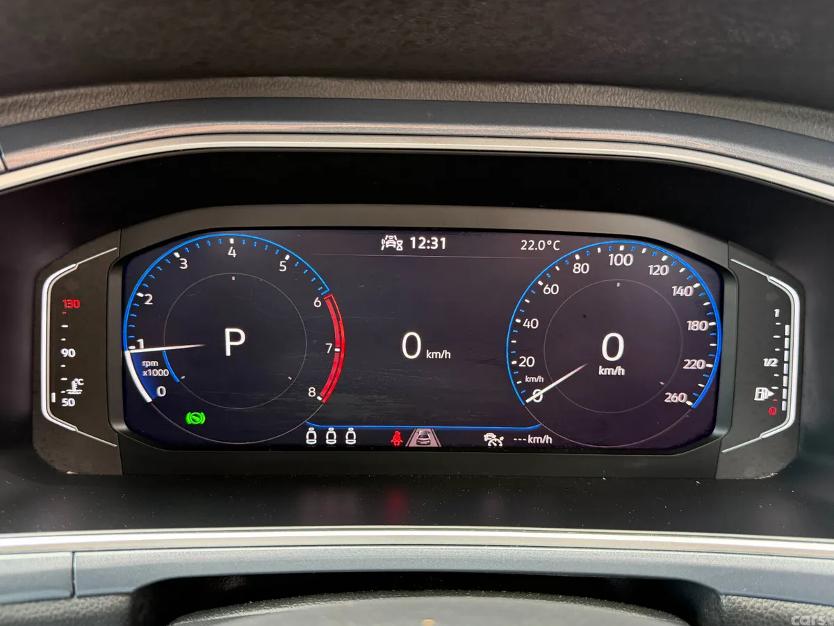 Volkswagen T-Roc SUV, Petrol, 2023, Grey