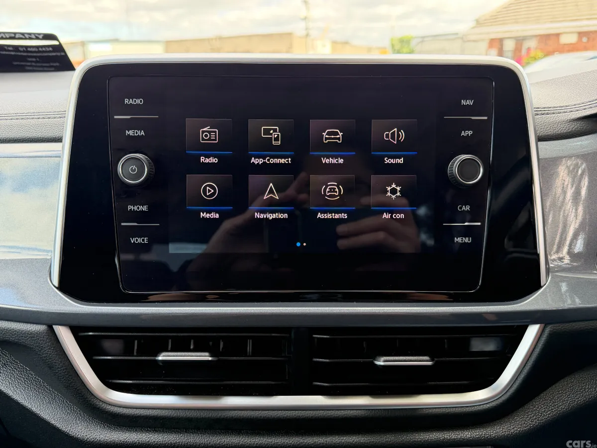 Volkswagen T-Roc SUV, Petrol, 2023, Grey