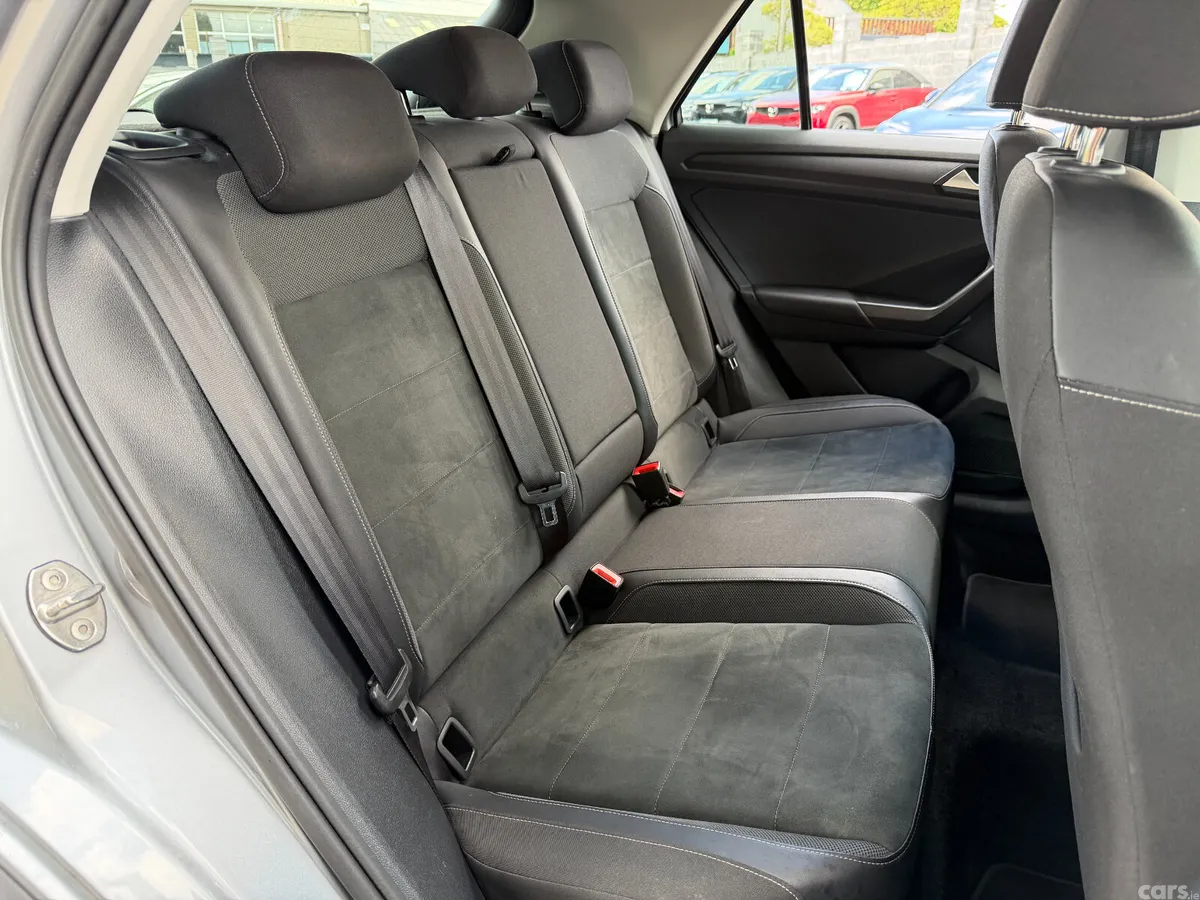 Volkswagen T-Roc SUV, Petrol, 2023, Grey