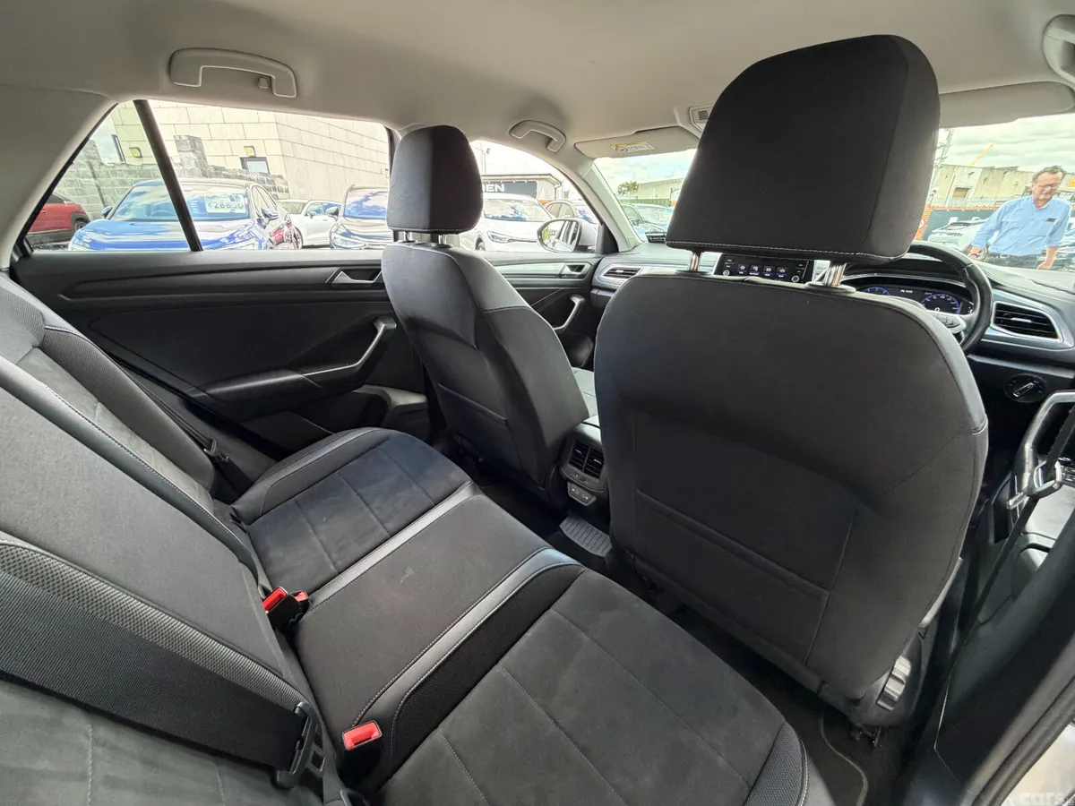 Volkswagen T-Roc SUV, Petrol, 2023, Grey