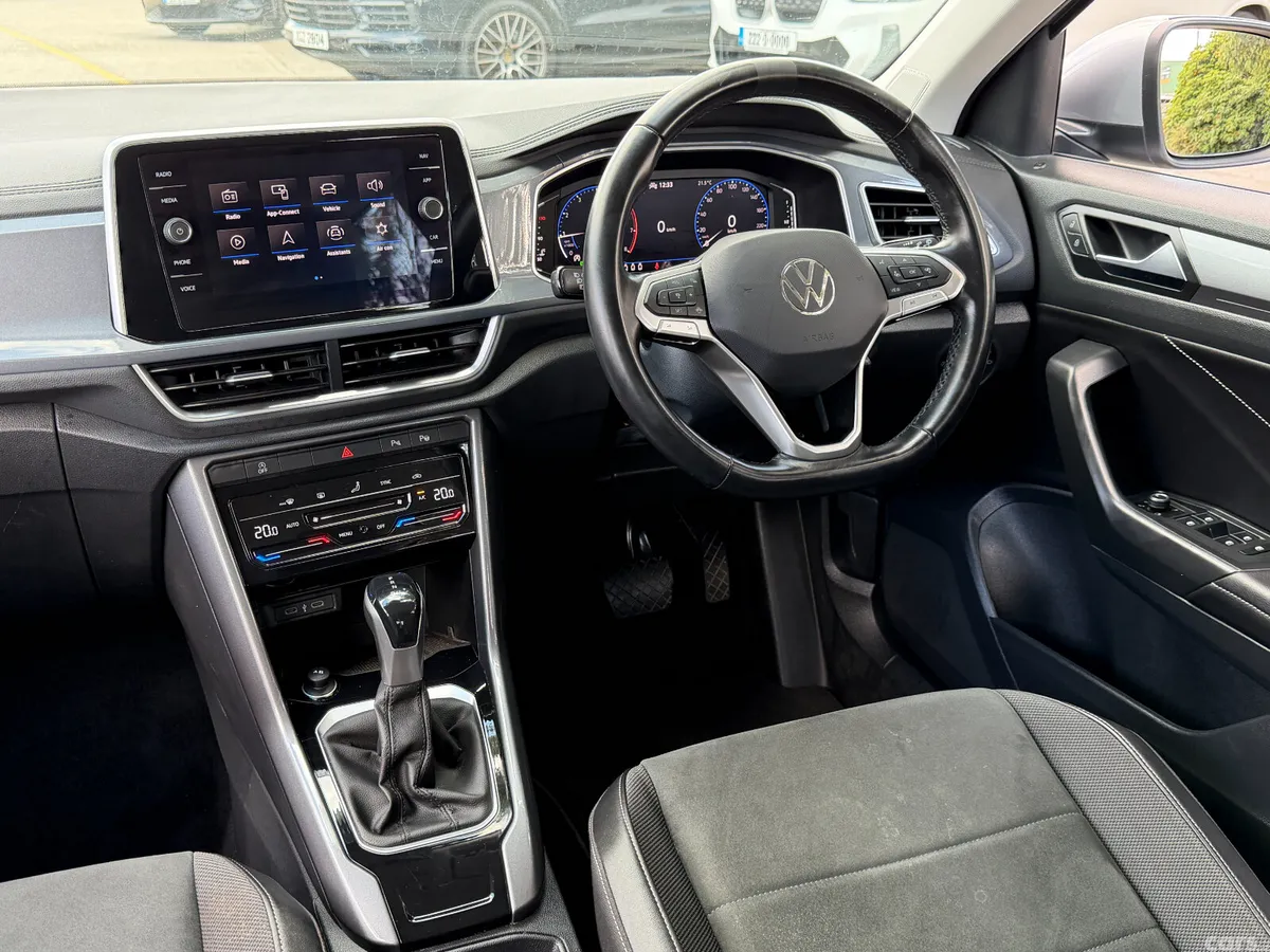 Volkswagen T-Roc SUV, Petrol, 2023, Grey