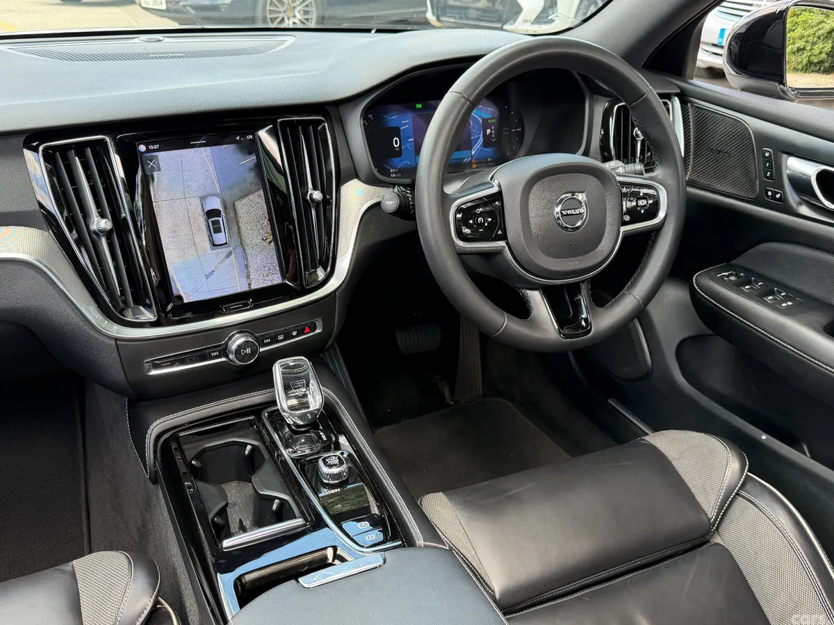 Volvo V60 Estate, Petrol Plug-in Hybrid, 2022, White