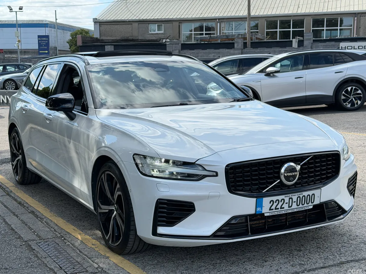 Volvo V60 Estate, Petrol Plug-in Hybrid, 2022, White