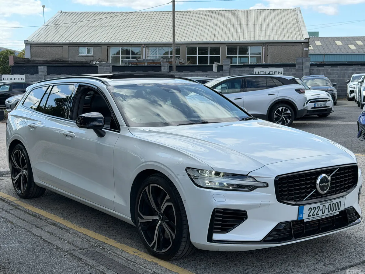 Volvo V60 Estate, Petrol Plug-in Hybrid, 2022, White