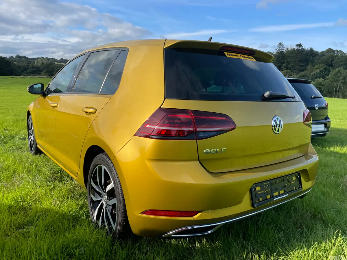 Volkswagen Golf Hatchback, Petrol, 2018, Yellow