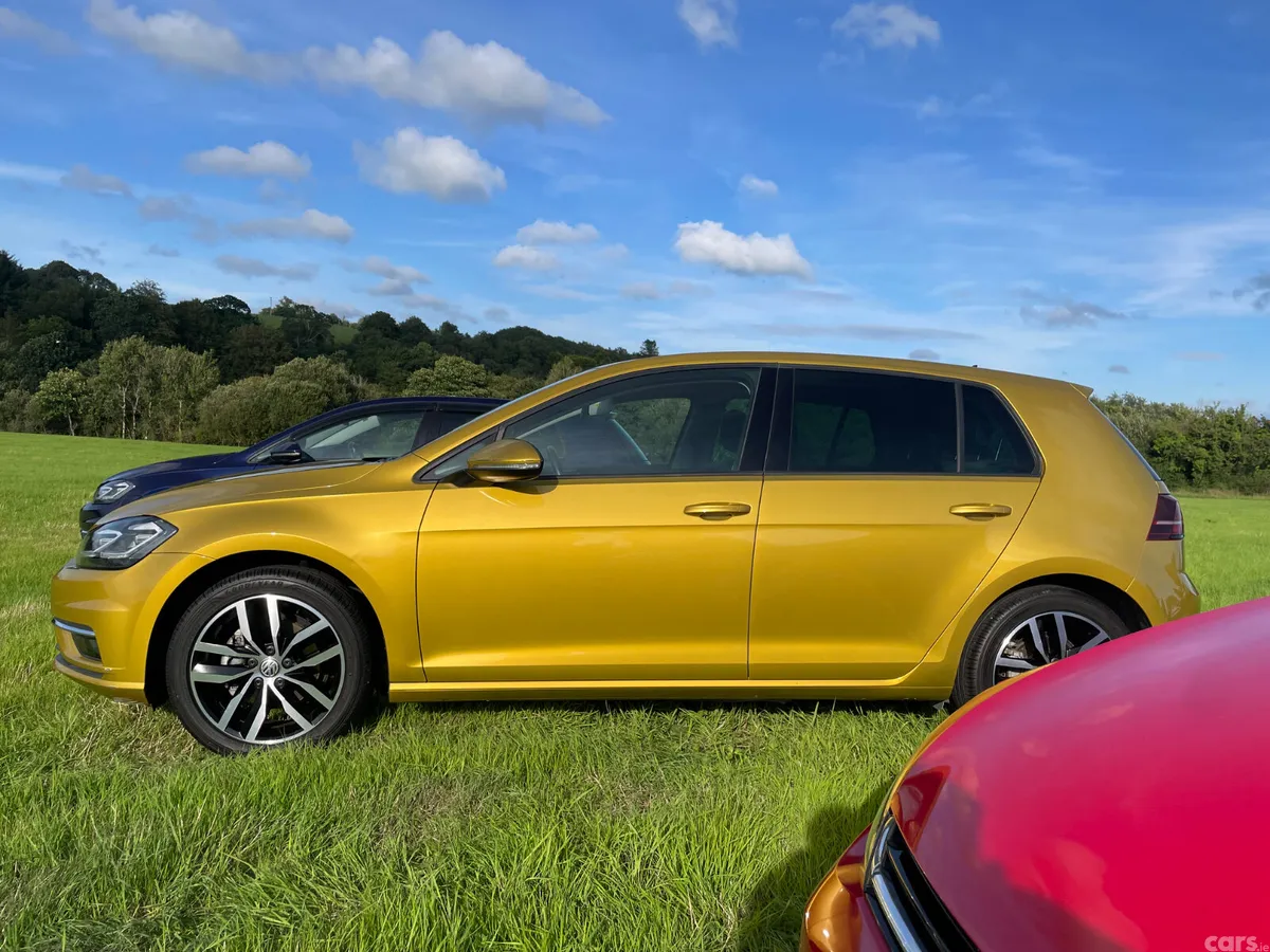 Volkswagen Golf Hatchback, Petrol, 2018, Yellow