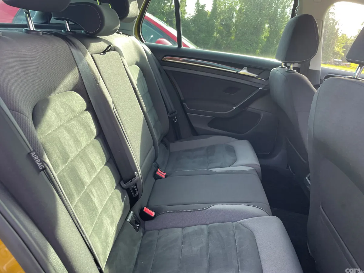 Volkswagen Golf Hatchback, Petrol, 2018, Yellow