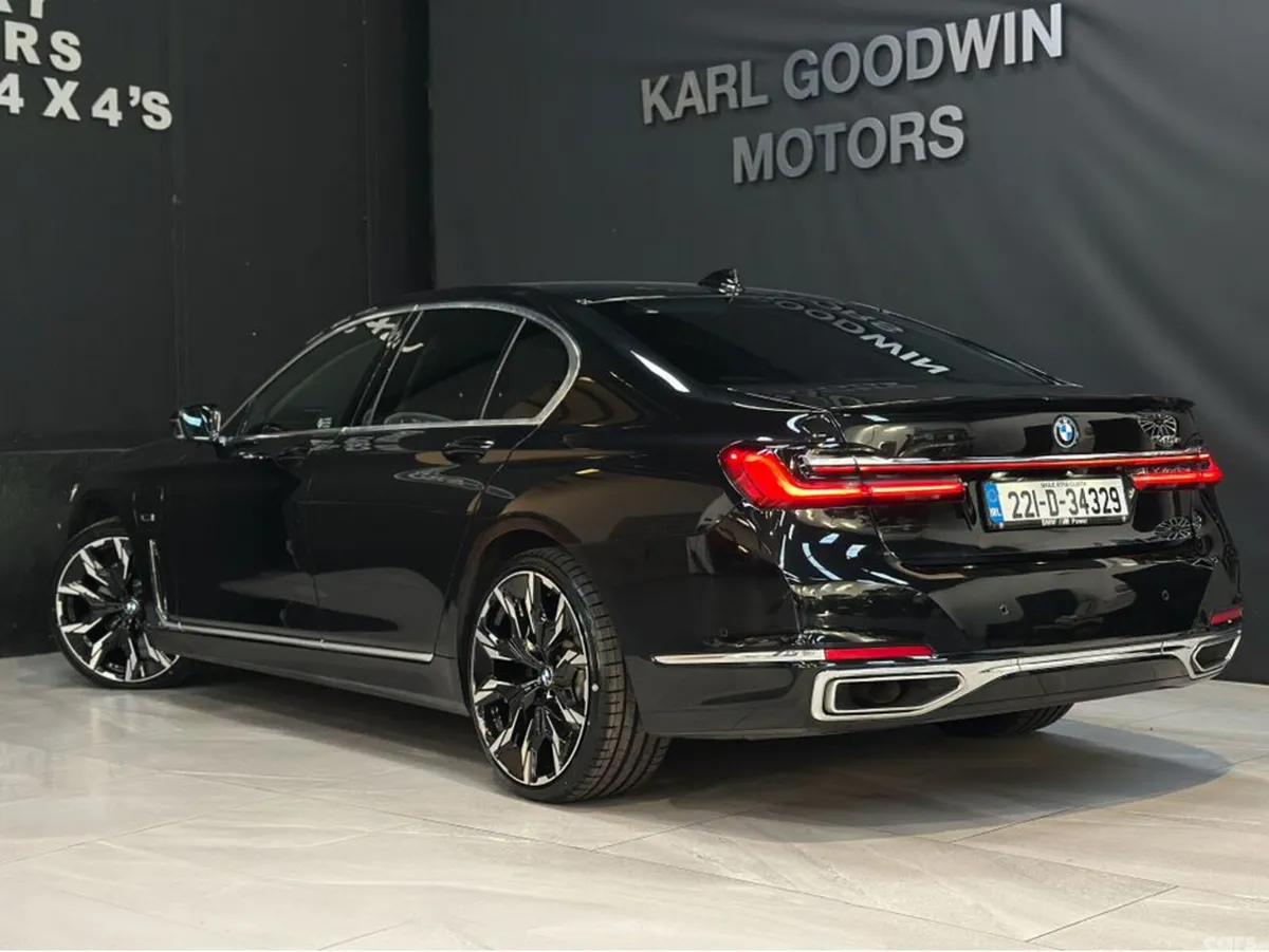 BMW 7-Series Saloon, Petrol Plug-in Hybrid, 2022, Black