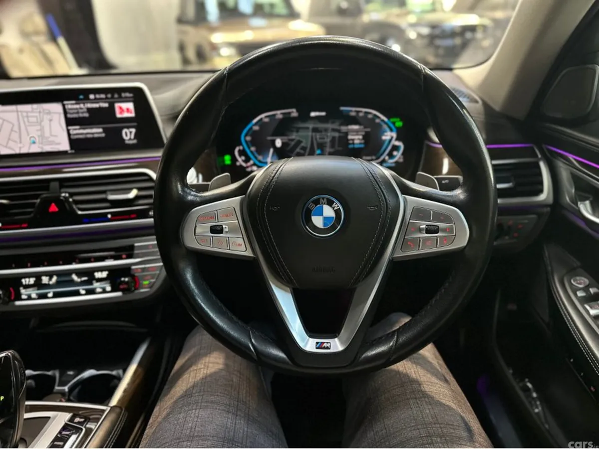 BMW 7-Series Saloon, Petrol Plug-in Hybrid, 2022, Black