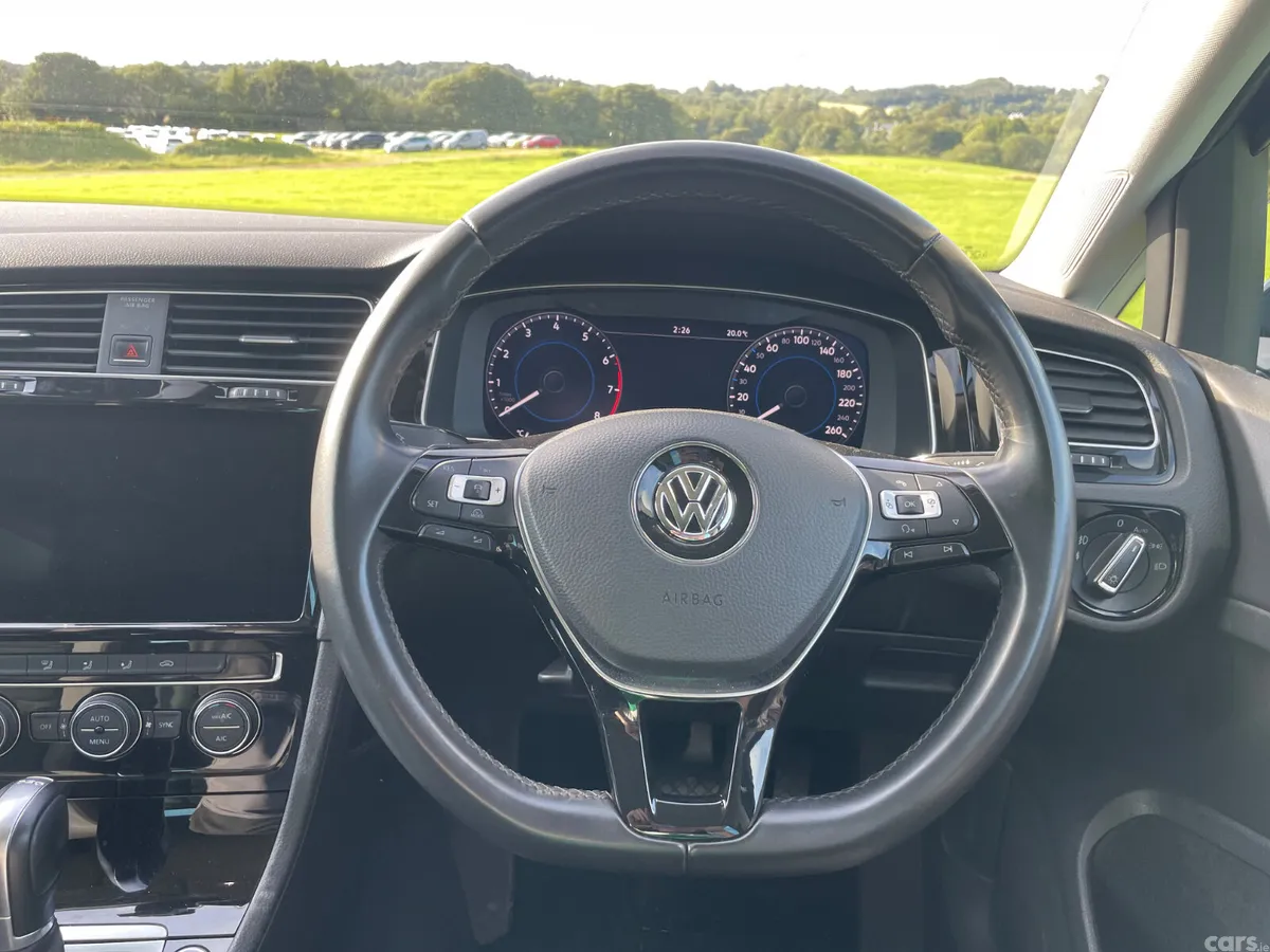 Volkswagen Golf Hatchback, Petrol, 2018, Blue