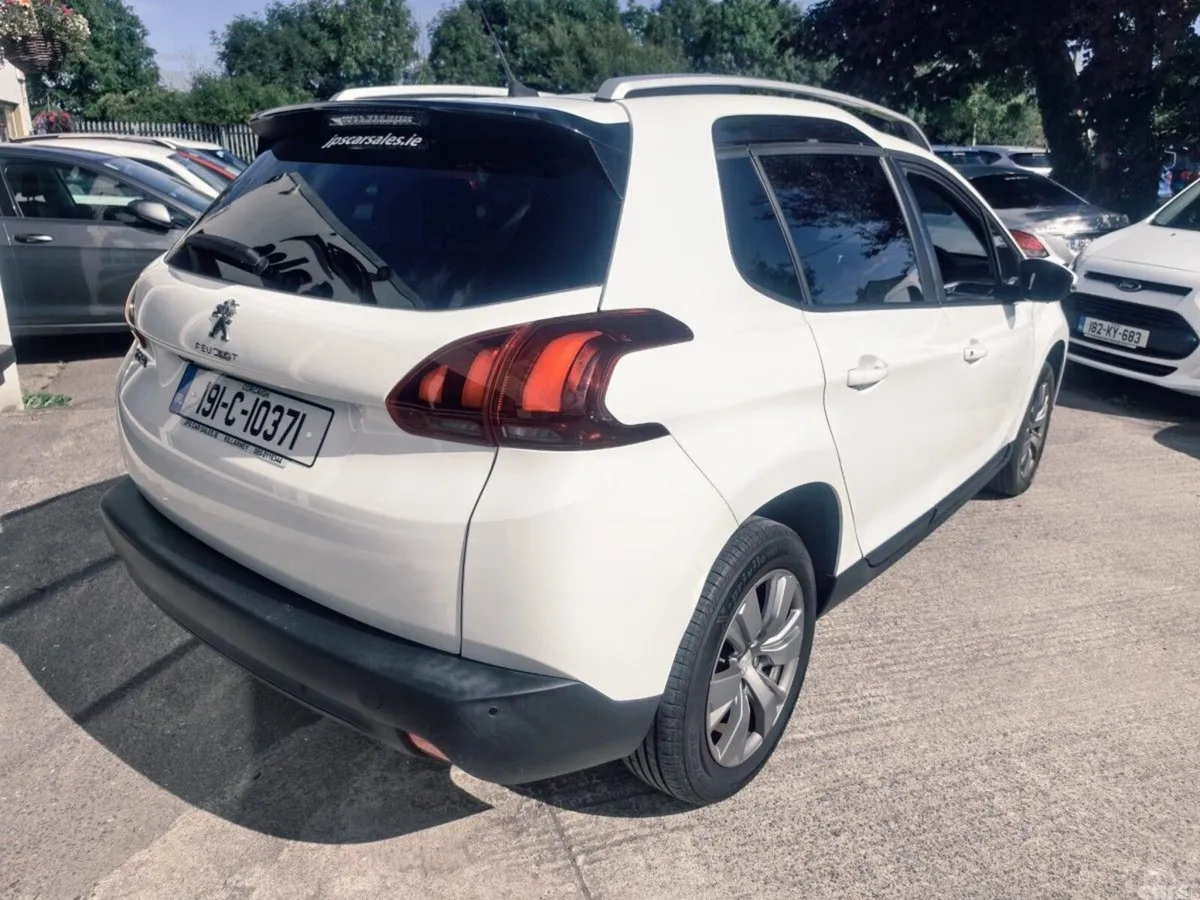 Peugeot 2008 Estate, Petrol, 2019, White