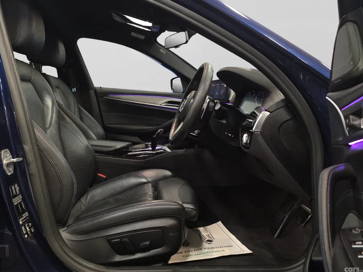 BMW 5-Series Estate, Diesel, 2019, Blue