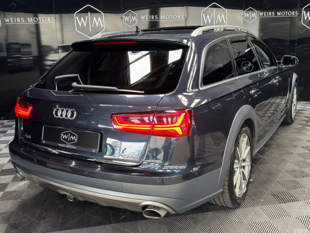 Audi A6 Estate, Diesel, 2017, Blue