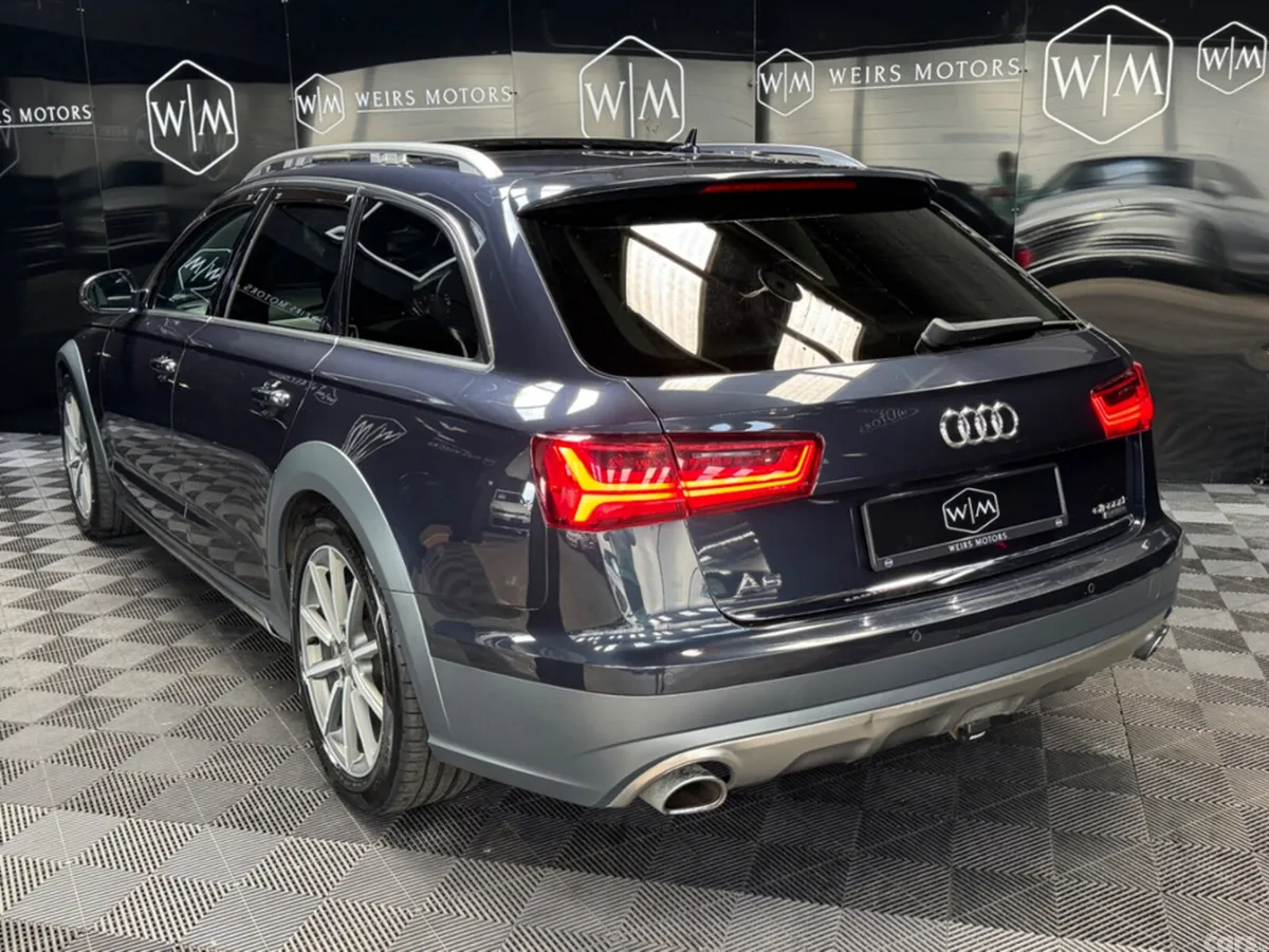 Audi A6 Estate, Diesel, 2017, Blue